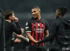 乐动体育官方网站-巴塞罗那奋战晋级,成功杀入欧冠八强